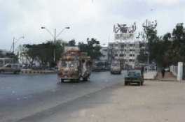 Street Scene, Karachi (Pakistan)